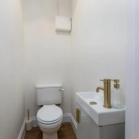 Garden Apartment Whitby
